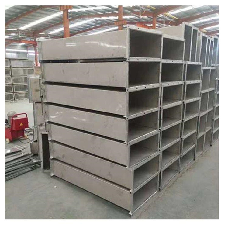 深圳不銹鋼風(fēng)管加工制作  深圳不銹鋼排煙管道安裝  深圳不銹鋼風(fēng)管廠家